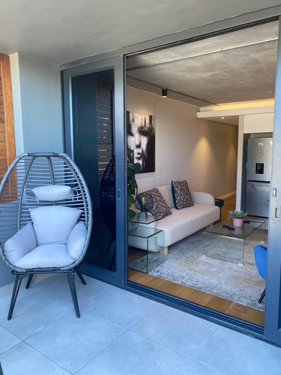 Modern Apartment In The Docklands, De Waterkant, Cape Town Stunning Views, Gorgeous Pool Deck Экстерьер фото